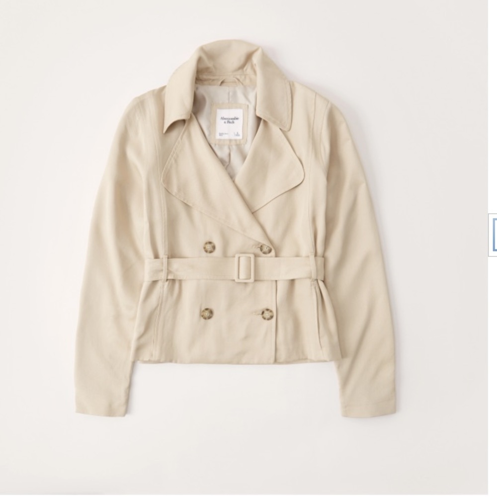 Abercrombie & Fitch Women’s Light Brown Drapey Trench Coat